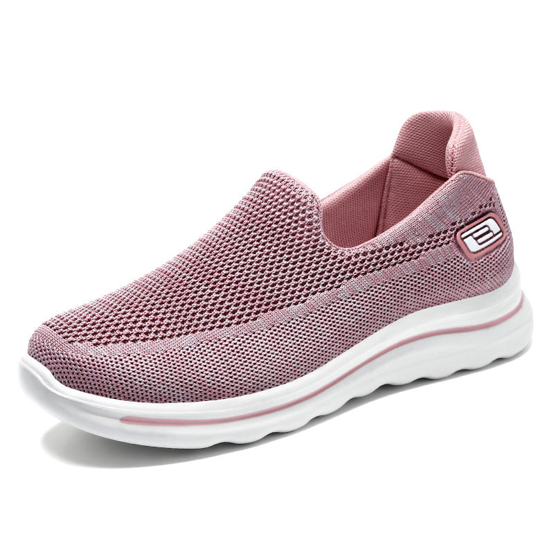 Los zapatos de las madres de mediana edad y ancianos pedalean zapatos de los ancianos con suelas planas, zapatos de las mujeres de la marca de fideos tejidos voladores con suelas suaves antideslizantes.