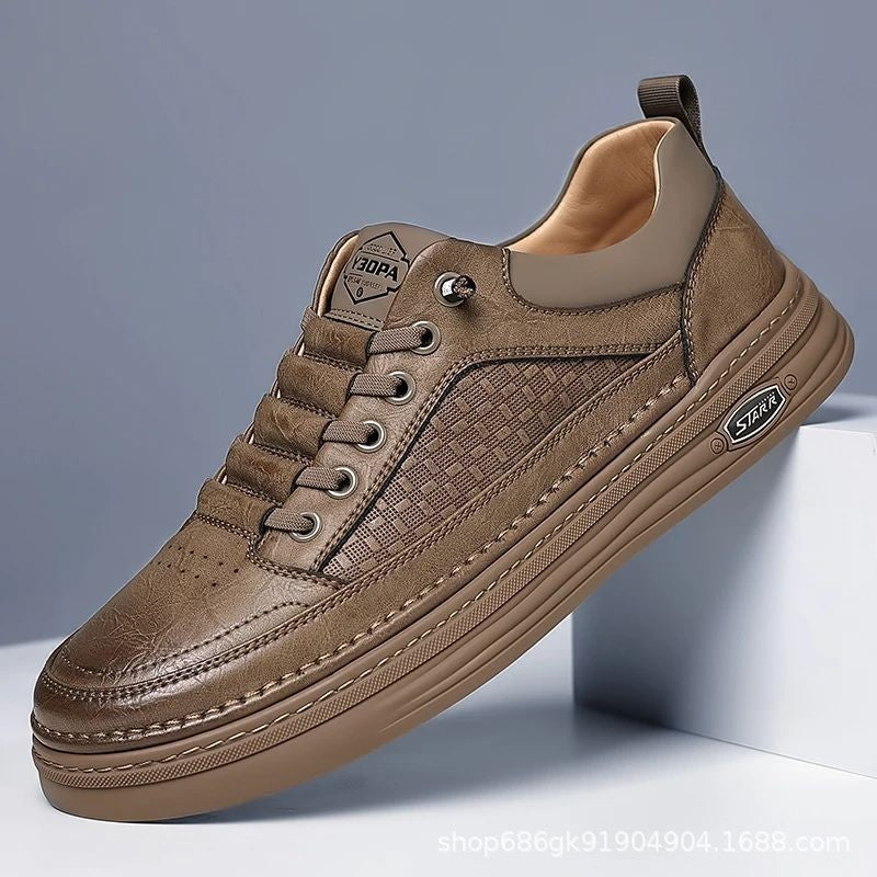 Zapatos masculinos de primavera y nuevos zapatos casuales de moda de otoño, los hombres pedalean zapatos de frijol con un pie, la versión coreana está llena de zapatos casuales.