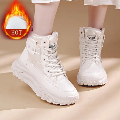 Zapatos de algodón cálidos e impermeables para invierno.