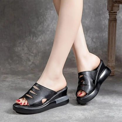 Zapatillas peep-toe de suela gruesa de cuero genuino