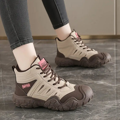 Botas de ocio y deporte al aire libre para mujer.