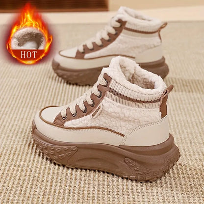 Zapatos casuales de caña alta de terciopelo.