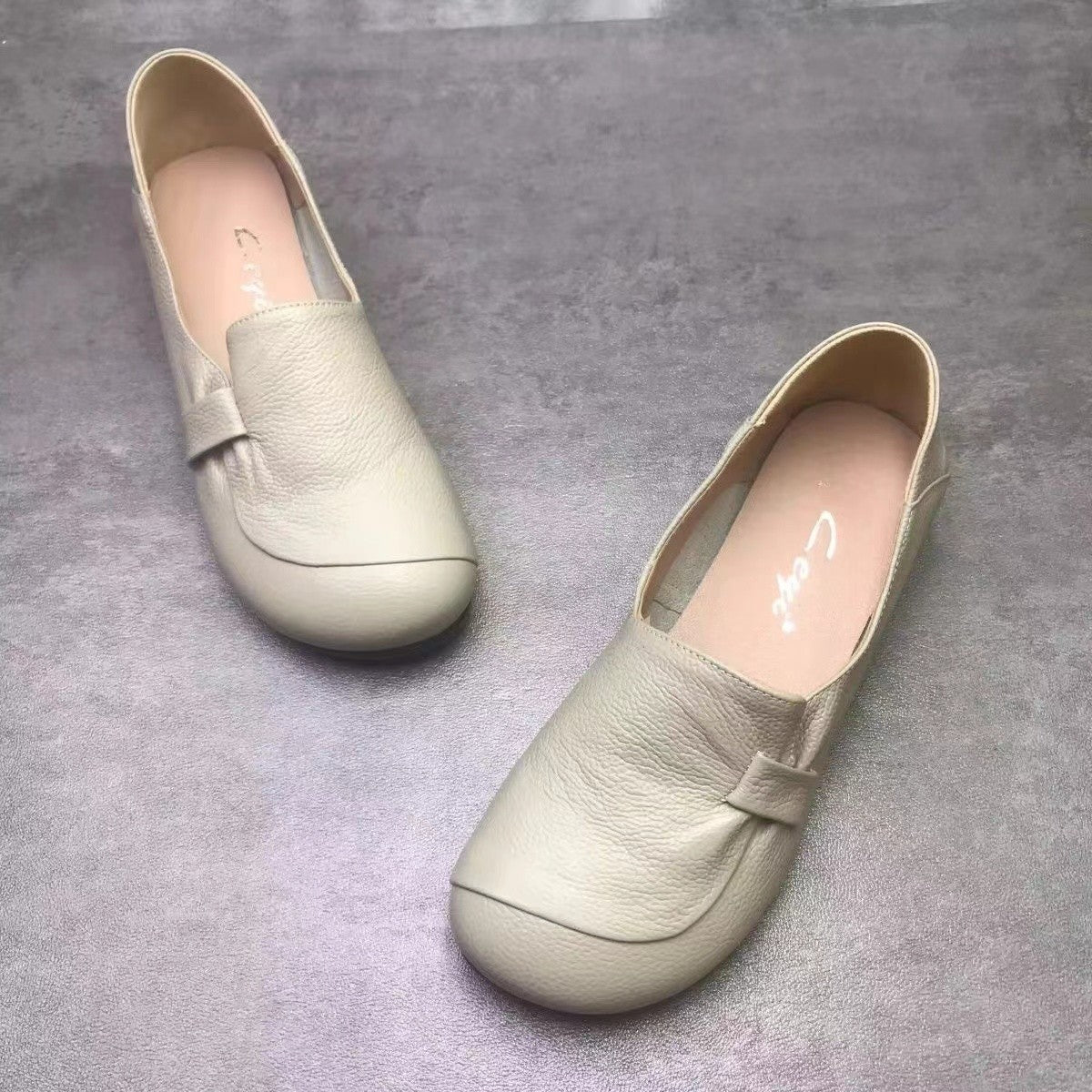 Zapatos de madre con suela blanda de piel de vaca
