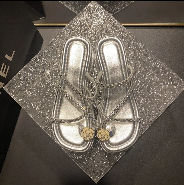 2025 nuevas zapatillas de diamantes