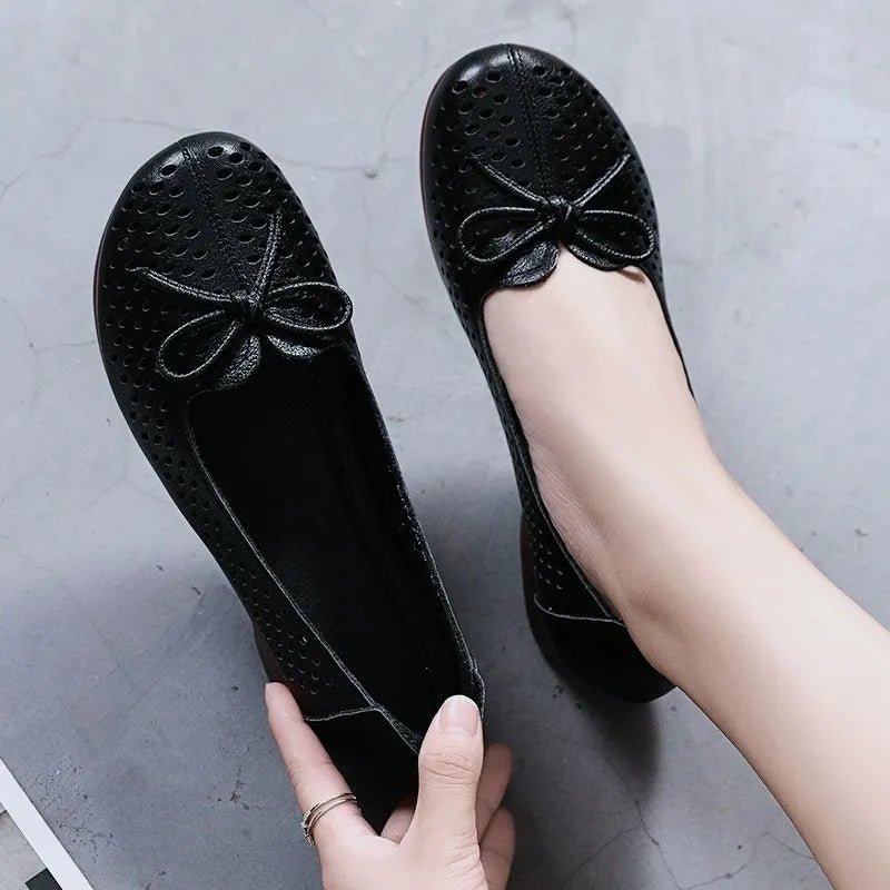 Zapatos huecos suaves y cómodos de suela plana