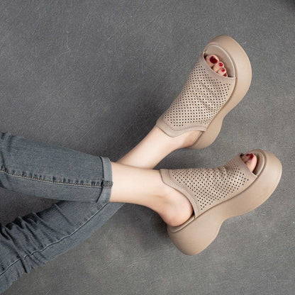 Sandalias huecas de suela gruesa