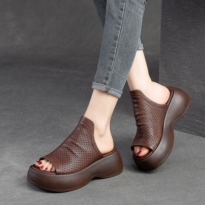 Sandalias huecas de suela gruesa
