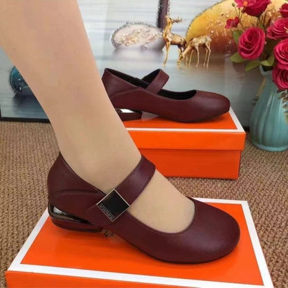 Zapatos planos de cuero con punta redonda