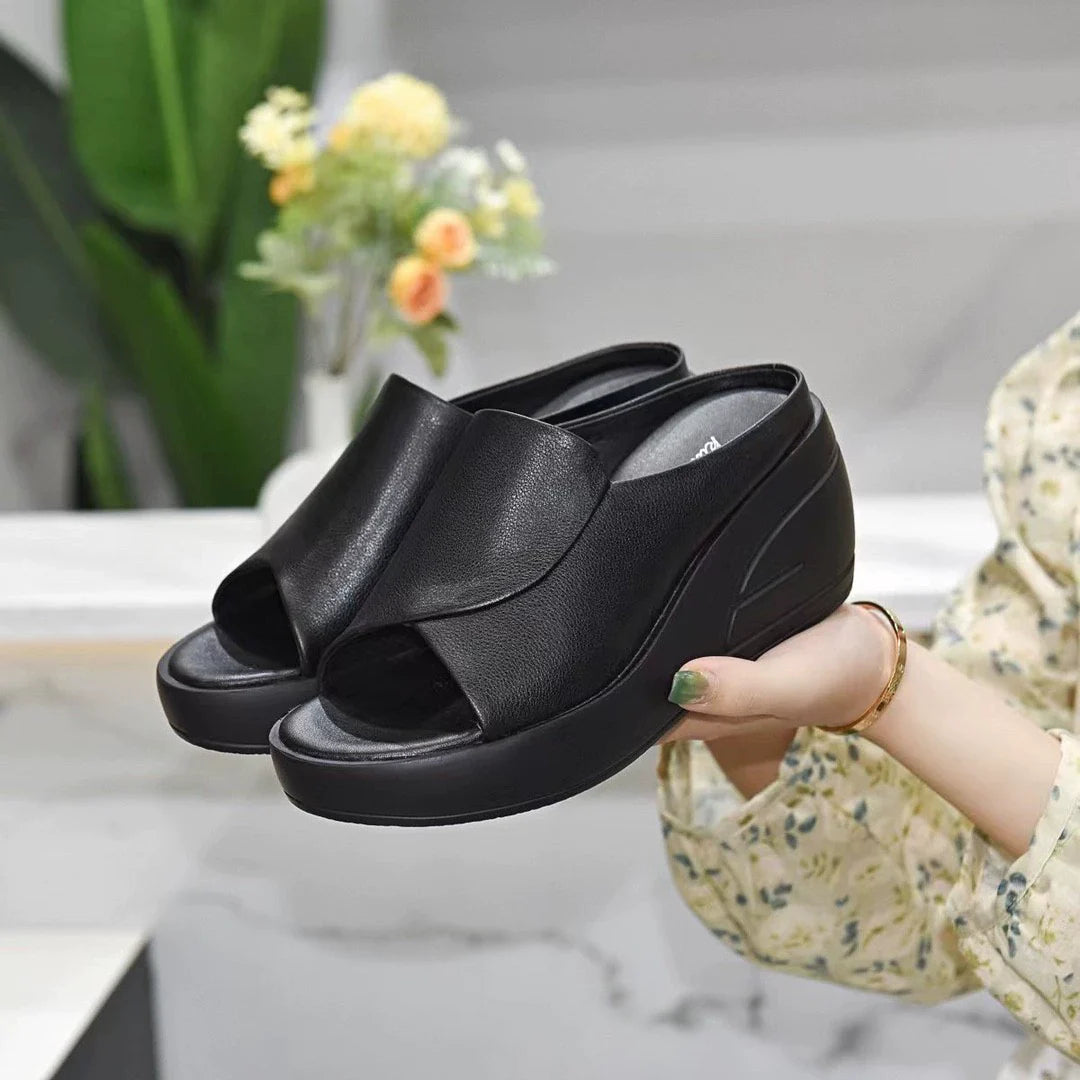 Zapatillas de cuña con boca de pez