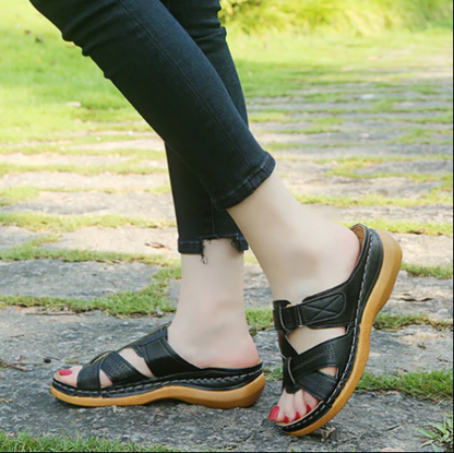 Cómodas sandalias nuevas