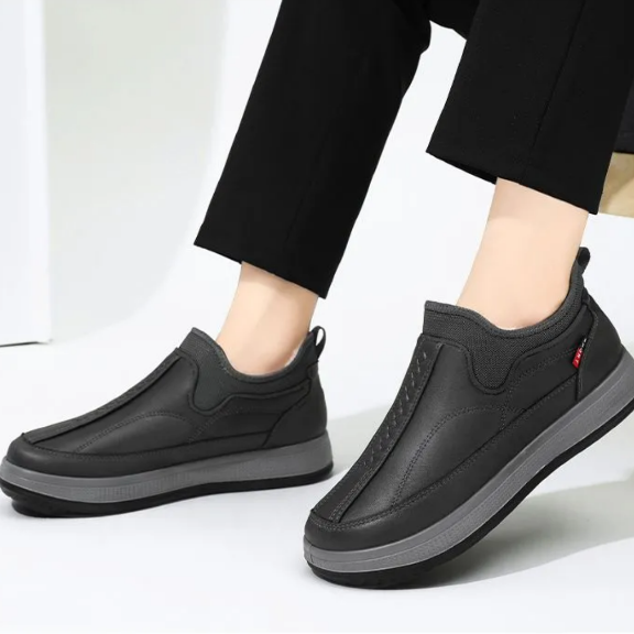 Zapatos de cuero masculinos con terciopelo (etiqueta roja)